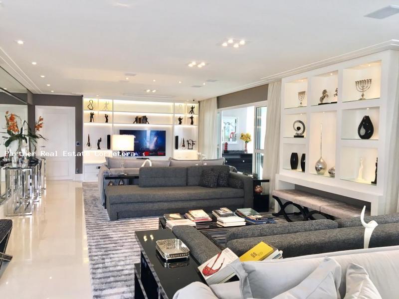 Apartamento, 4 quartos, 440 m² - Foto 1