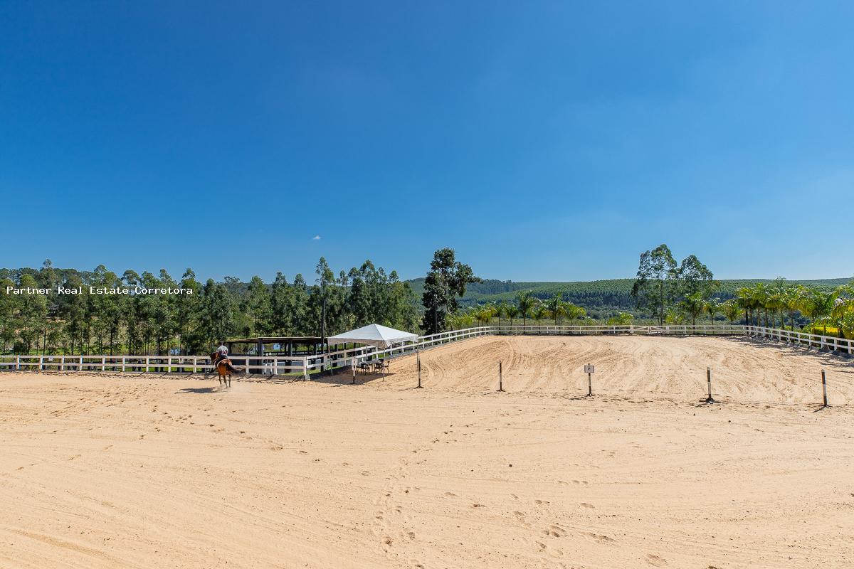 Sítio, 3 quartos, 133100 m² - Foto 8