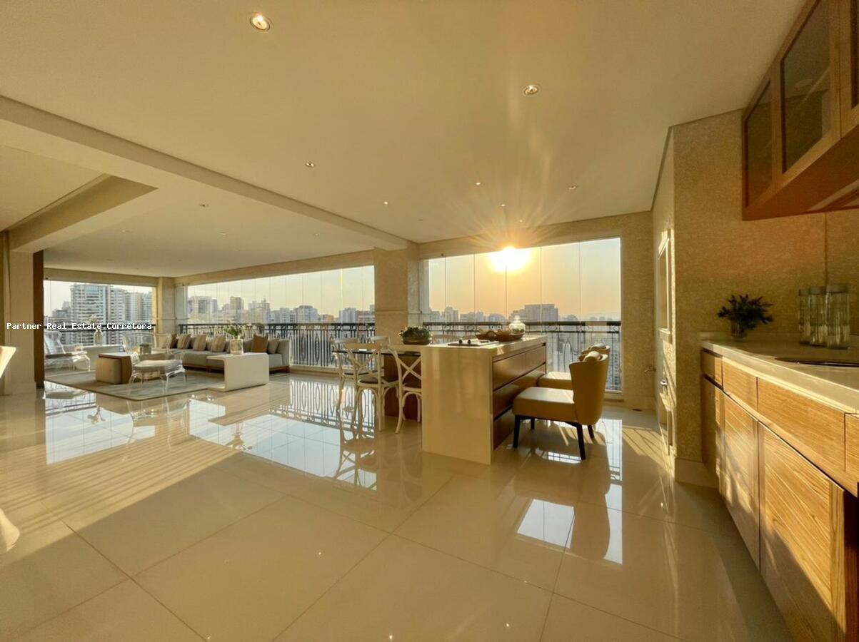 Apartamento, 4 quartos, 266 m² - Foto 1