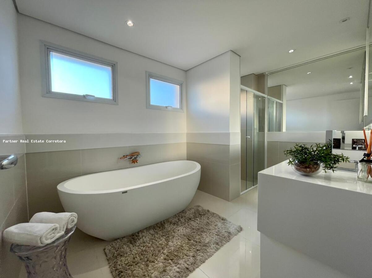 Apartamento, 4 quartos, 266 m² - Foto 38