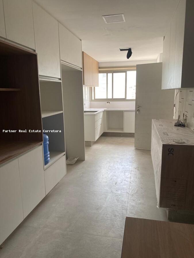 Apartamento, 3 quartos, 275 m² - Foto 32