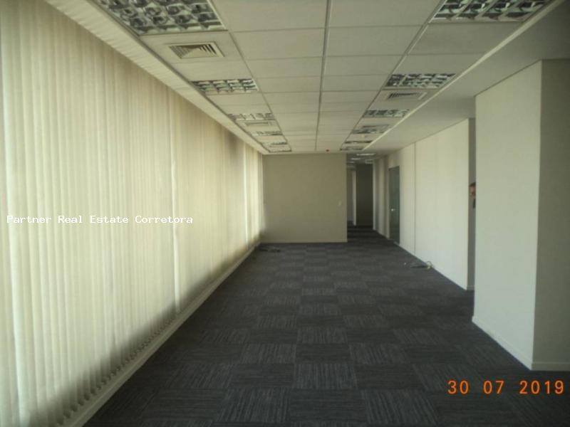 Sala-Conjunto, 3070 m² - Foto 17
