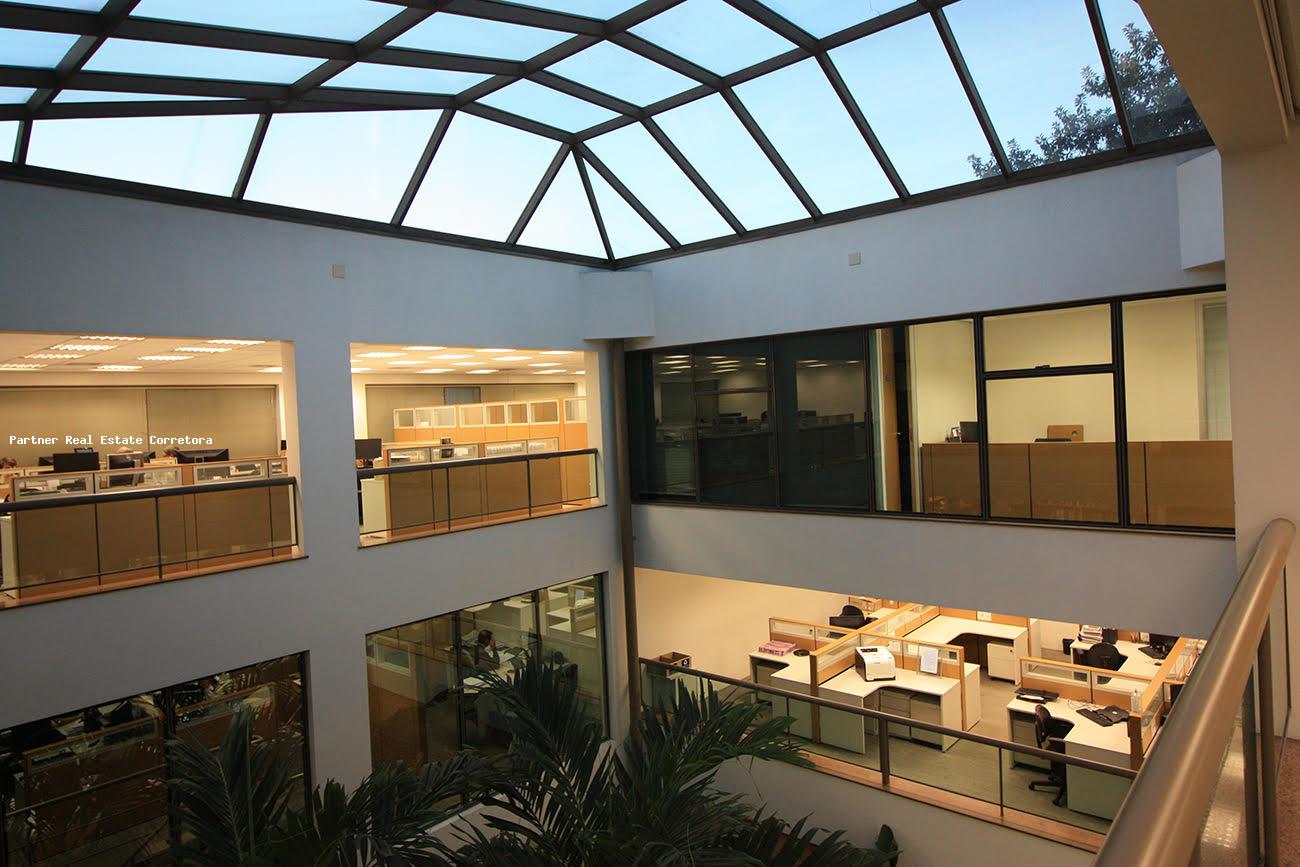 Prédio Inteiro, 2300 m² - Foto 1