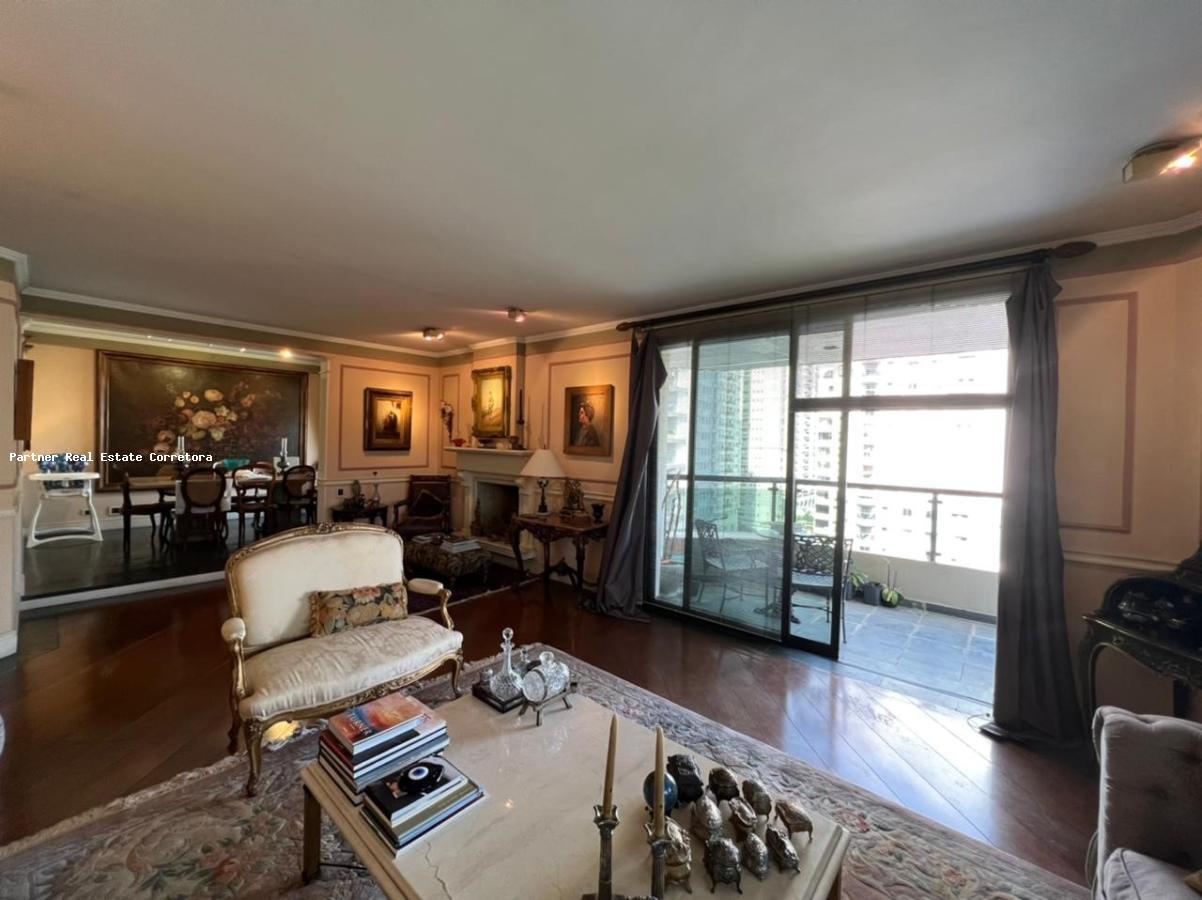 Apartamento, 4 quartos, 220 m² - Foto 26