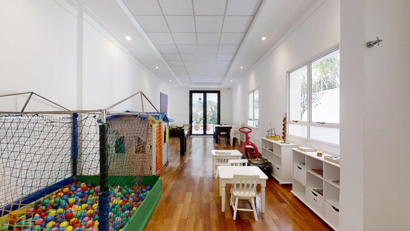Apartamento, 3 quartos, 261 m² - Foto 2