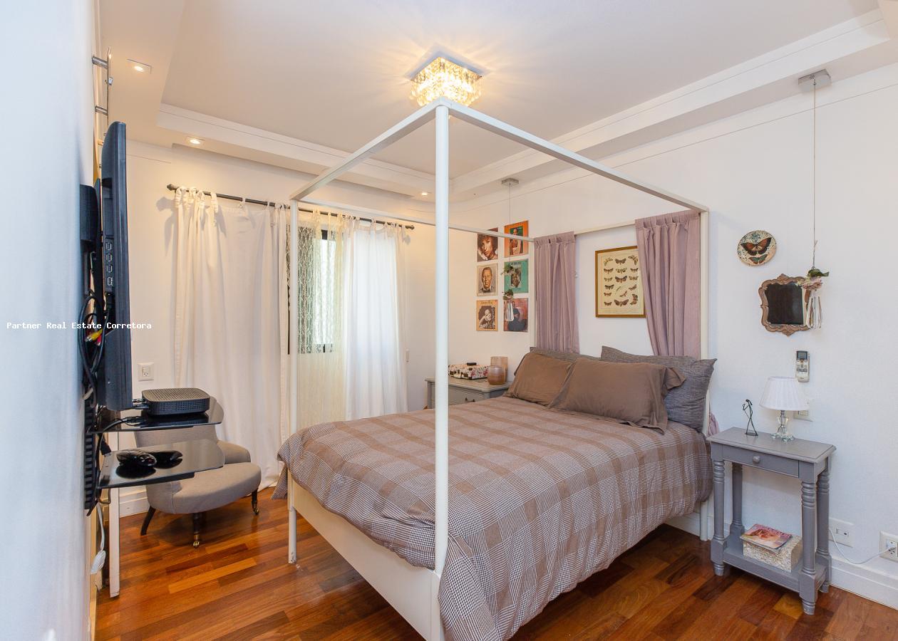Apartamento, 3 quartos, 235 m² - Foto 32