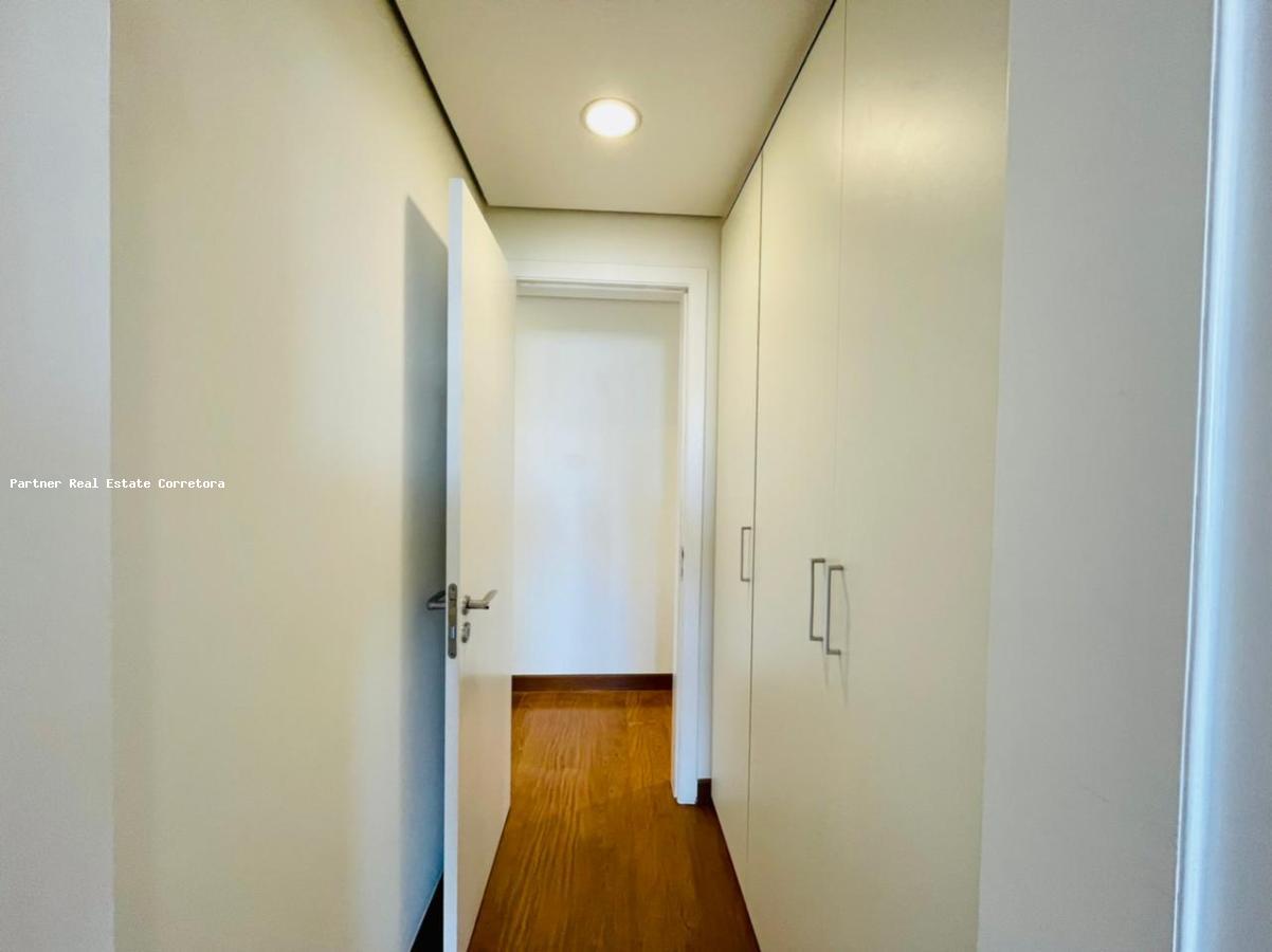 Apartamento, 3 quartos, 215 m² - Foto 35