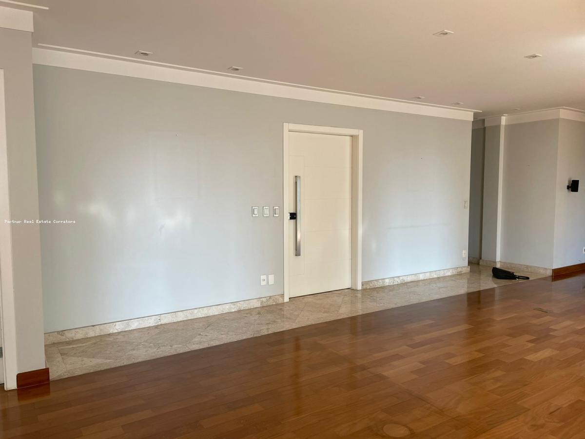 Apartamento, 4 quartos, 252 m² - Foto 9