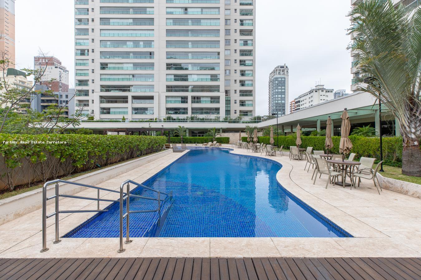 Apartamento, 4 quartos, 335 m² - Foto 1
