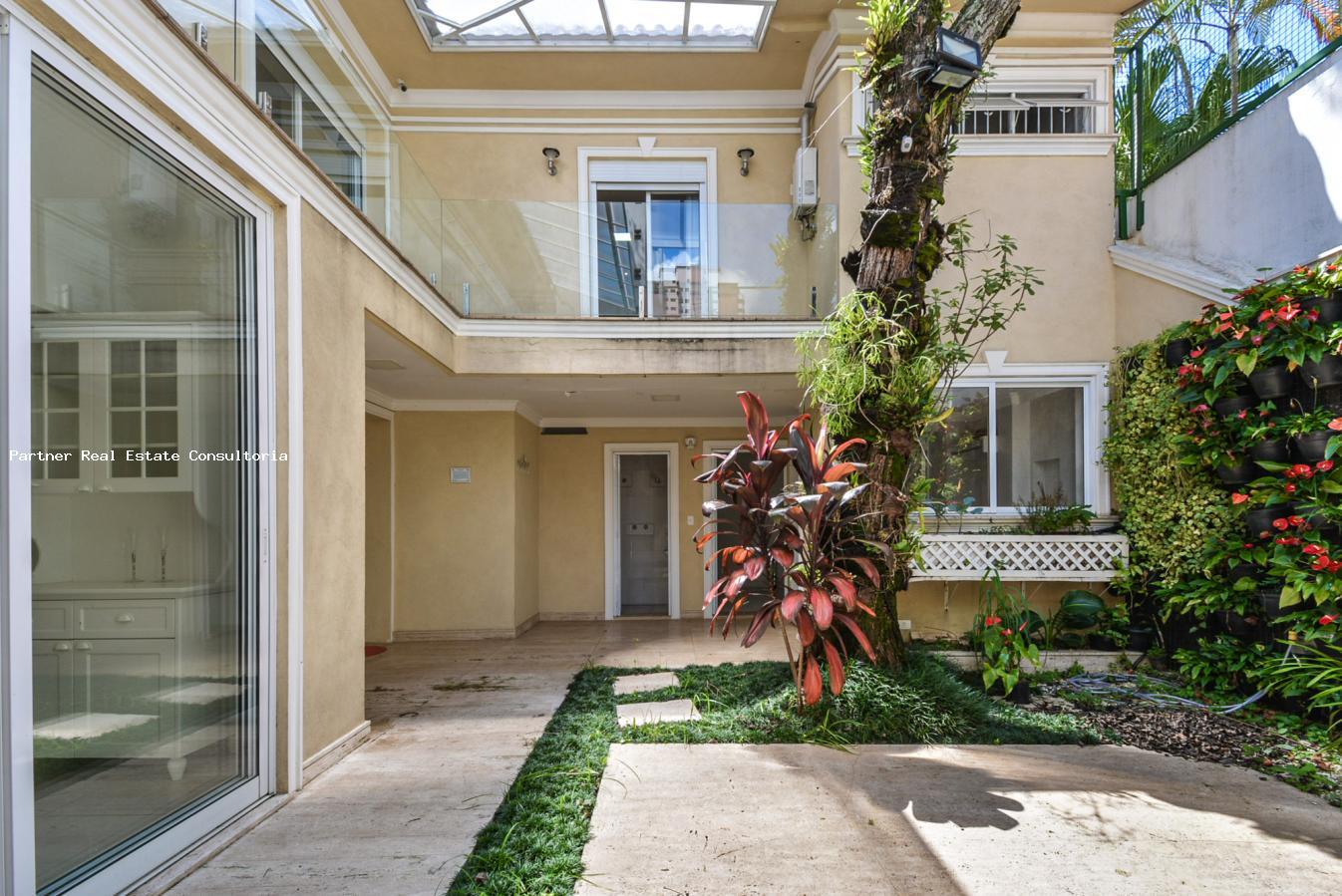 Casa, 4 quartos, 360 m² - Foto 1