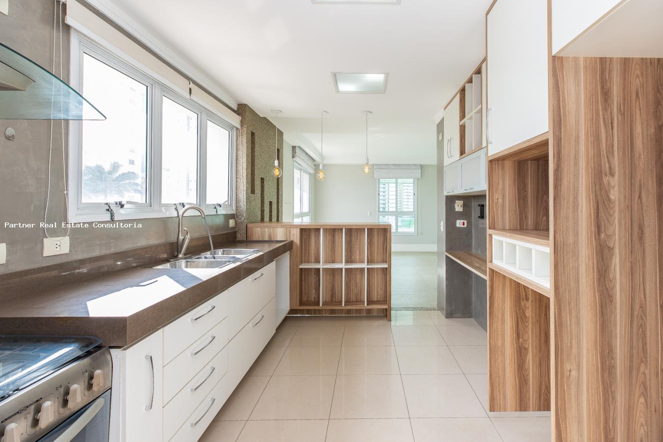 Apartamento, 3 quartos, 155 m² - Foto 2