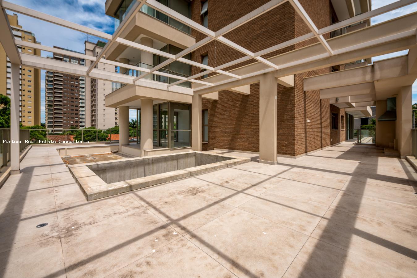 Apartamento, 3 quartos, 520 m² - Foto 1