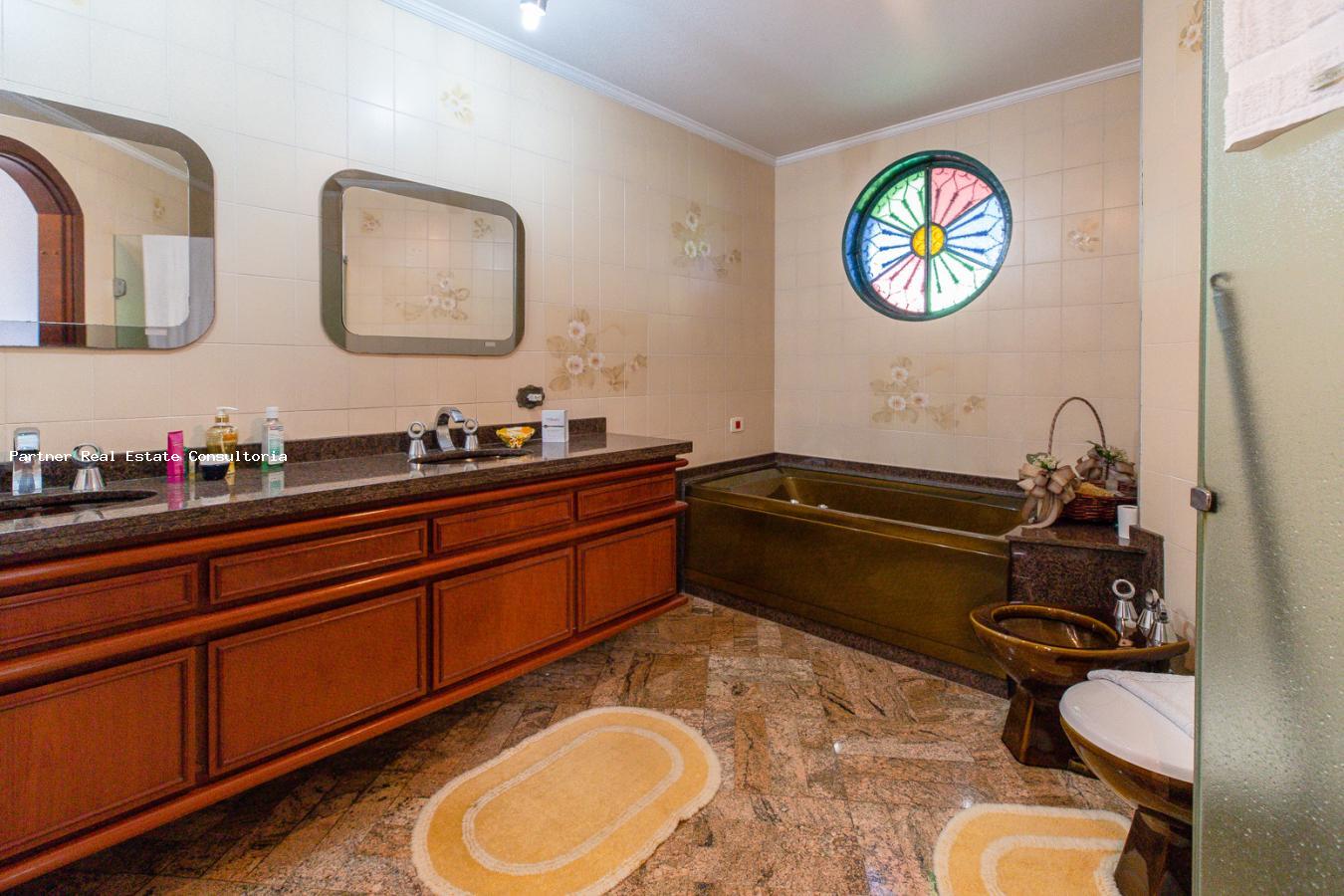 Casa, 6 quartos, 2268 m² - Foto 42