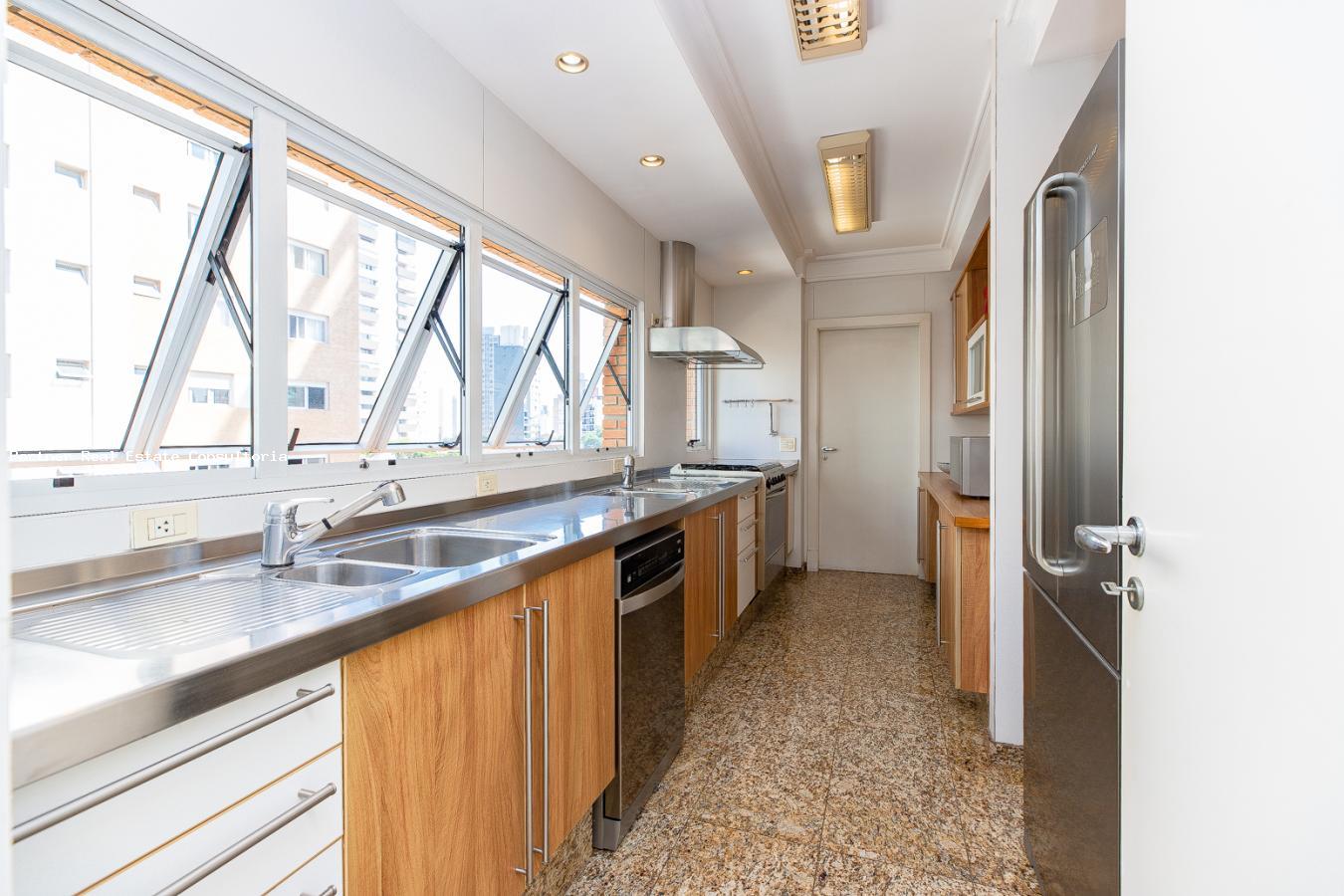 Apartamento, 3 quartos, 243 m² - Foto 34