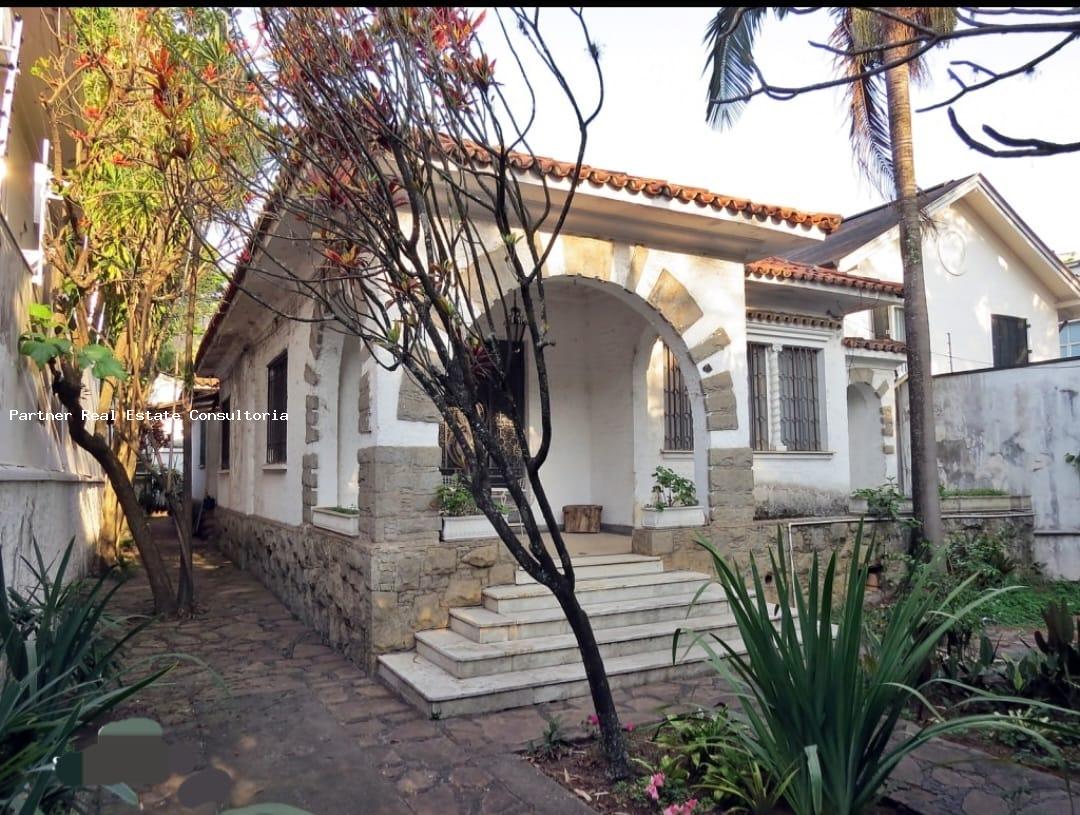 Casa, 4 quartos, 586 m² - Foto 1