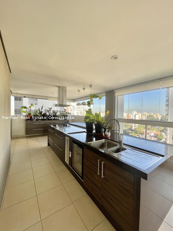 Apartamento, 4 quartos, 250 m² - Foto 1
