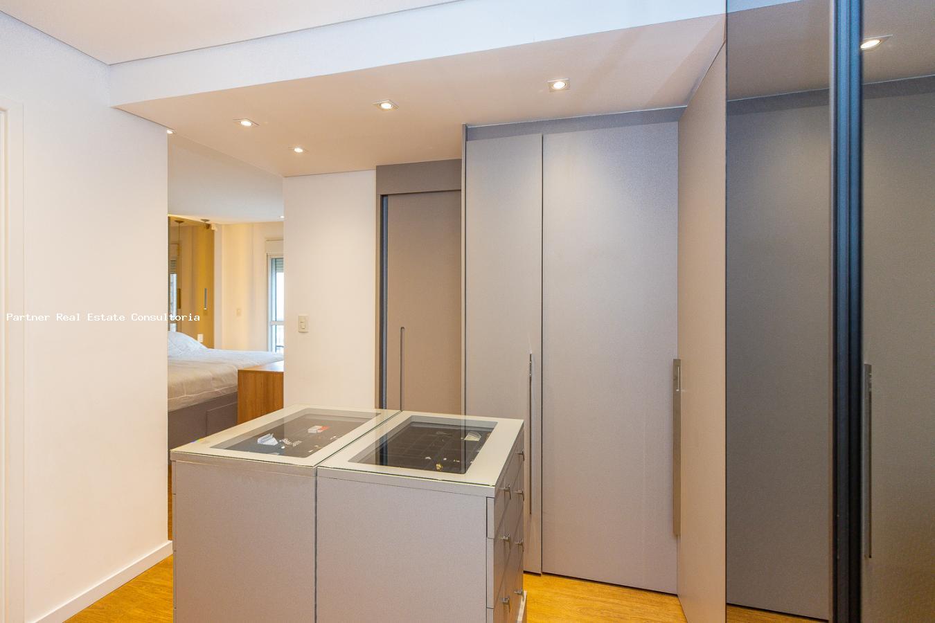 Apartamento, 4 quartos, 243 m² - Foto 32