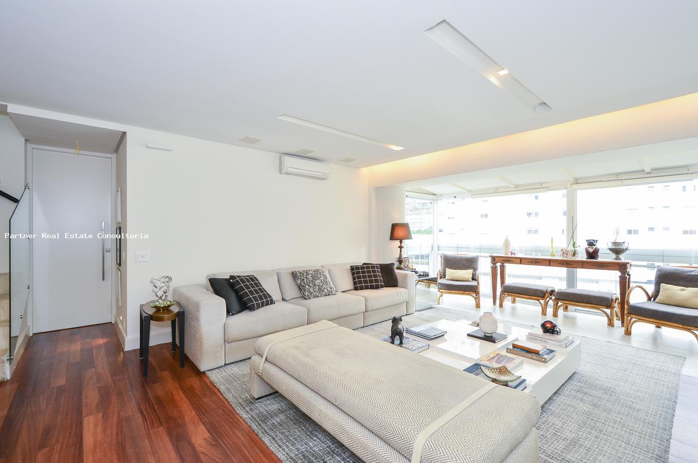 Cobertura, 3 quartos, 270 m² - Foto 1