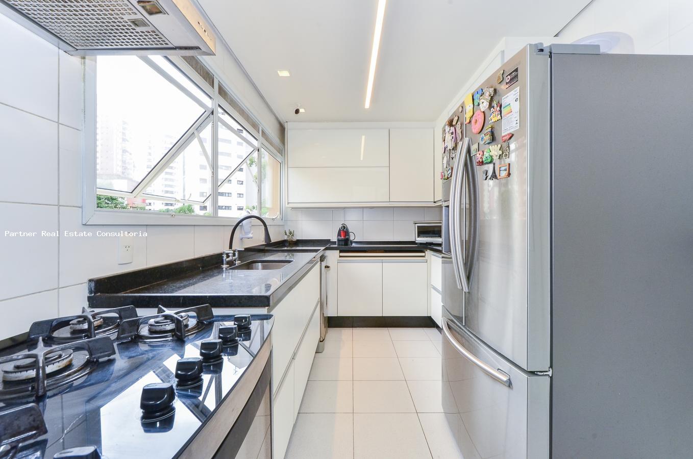 Cobertura, 3 quartos, 270 m² - Foto 12