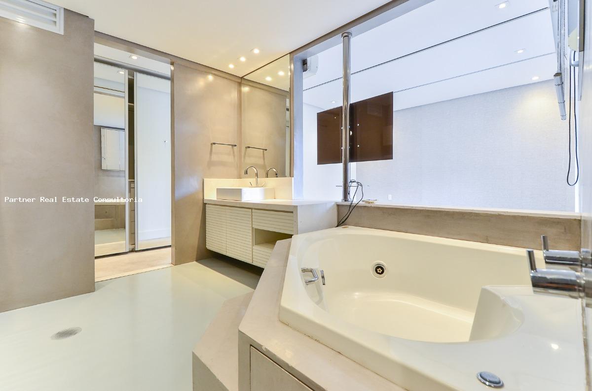 Apartamento, 3 quartos, 236 m² - Foto 32