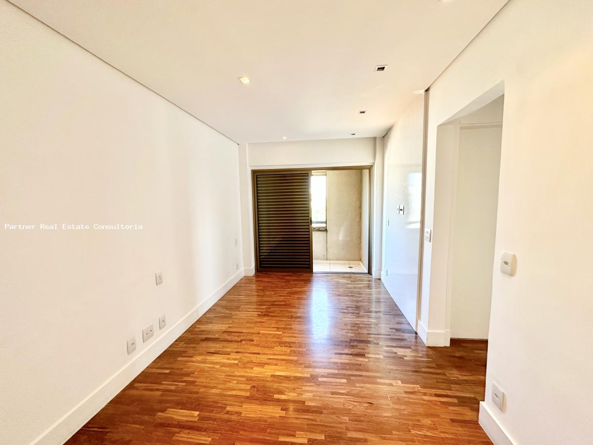 Cobertura, 3 quartos, 223 m² - Foto 28
