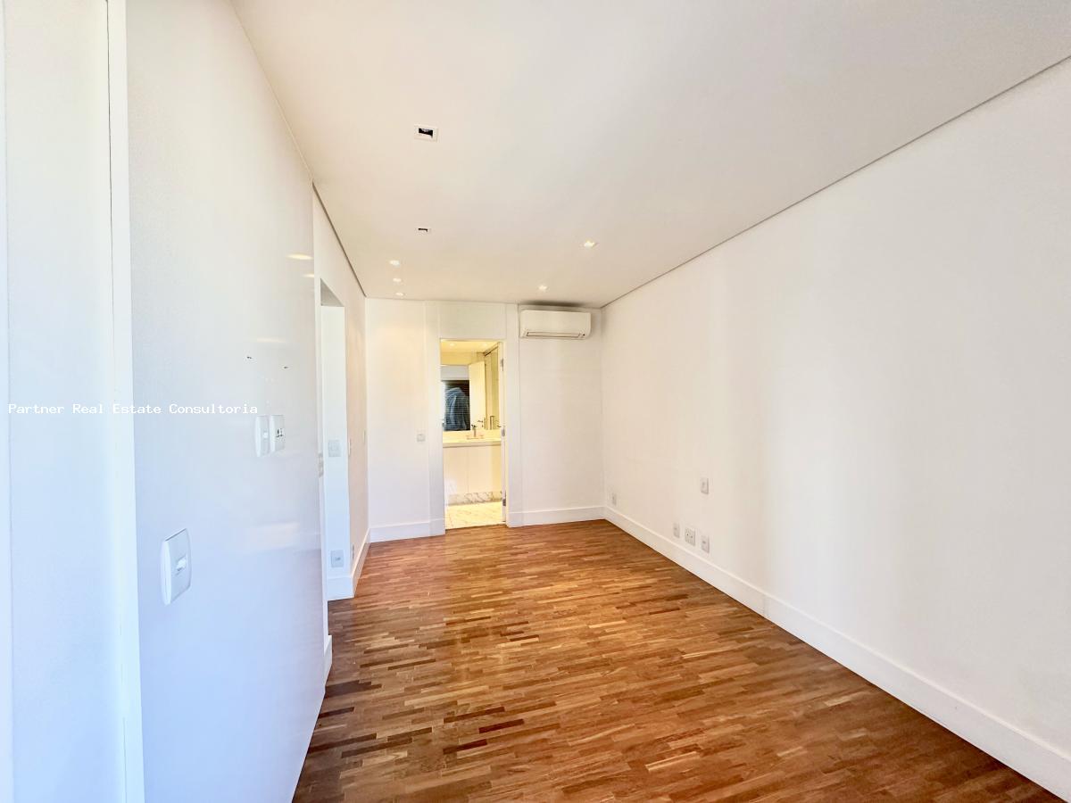 Cobertura, 3 quartos, 223 m² - Foto 29