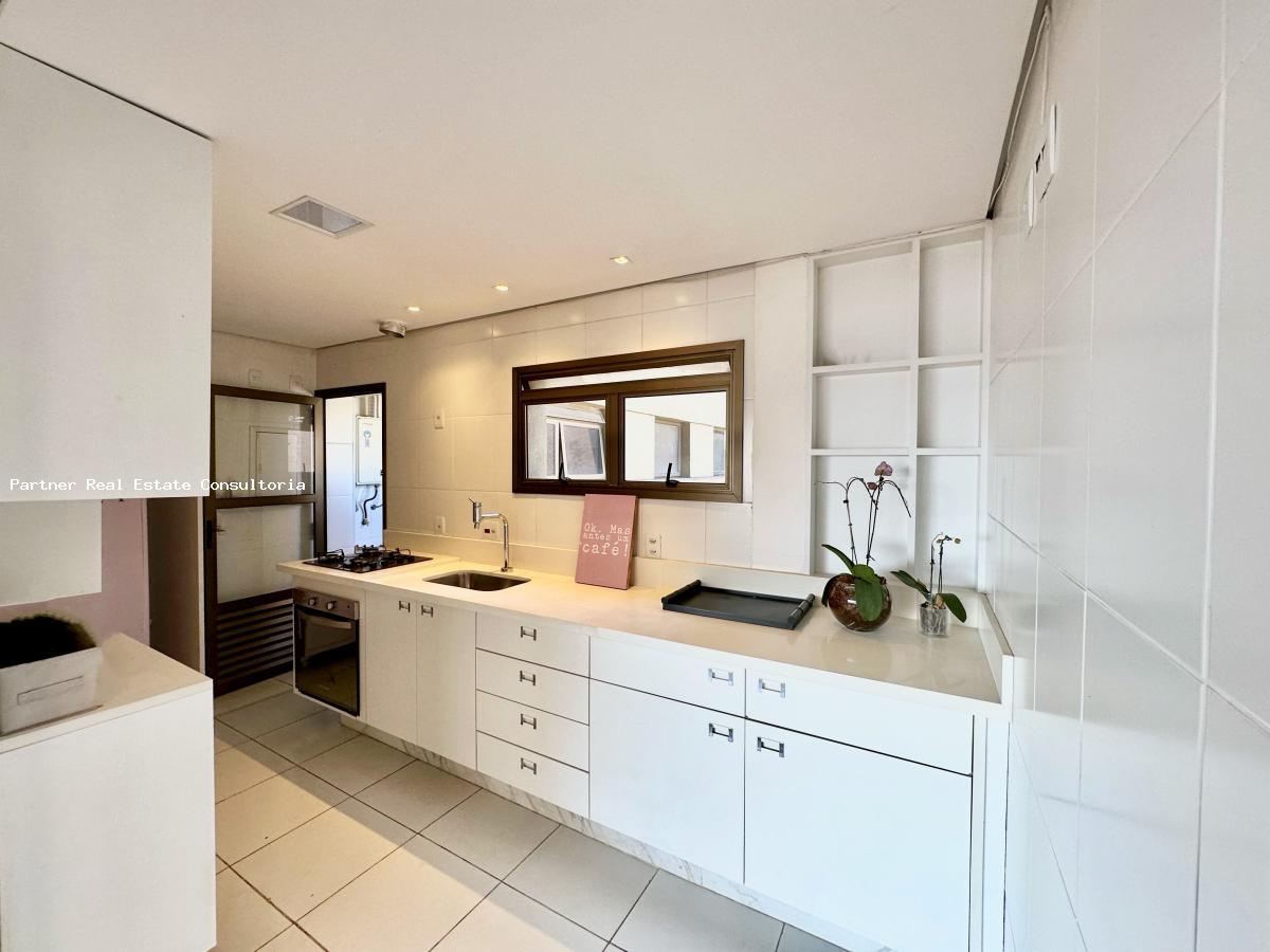 Cobertura, 3 quartos, 223 m² - Foto 34