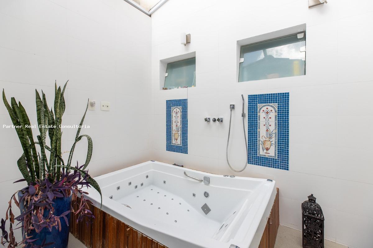 Casa, 3 quartos, 226 m² - Foto 31