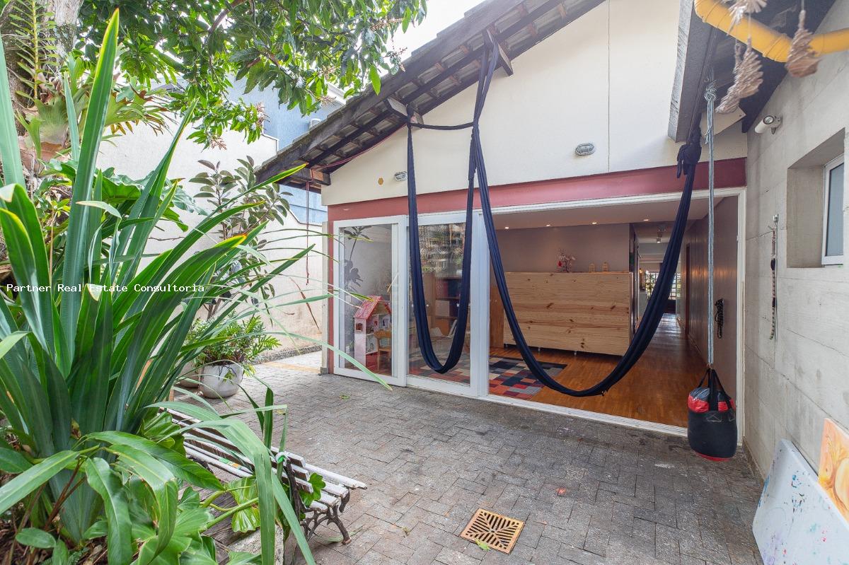 Casa, 3 quartos, 226 m² - Foto 36