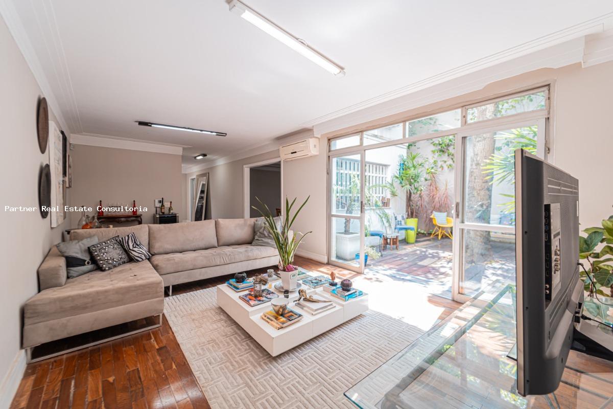 Casa, 5 quartos, 380 m² - Foto 1