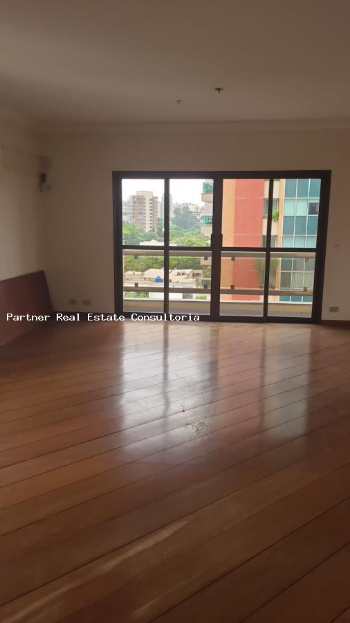 Apartamento, 3 quartos, 200 m² - Foto 1