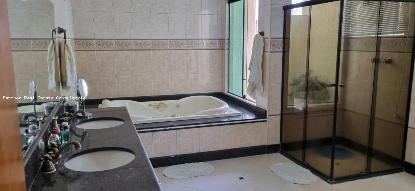 Casa, 5 quartos, 1800 m² - Foto 4