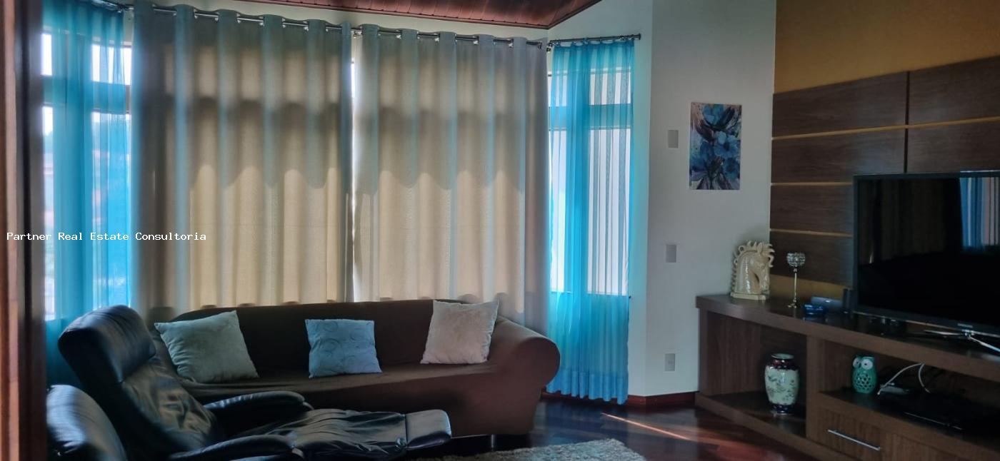 Casa, 5 quartos, 1800 m² - Foto 6