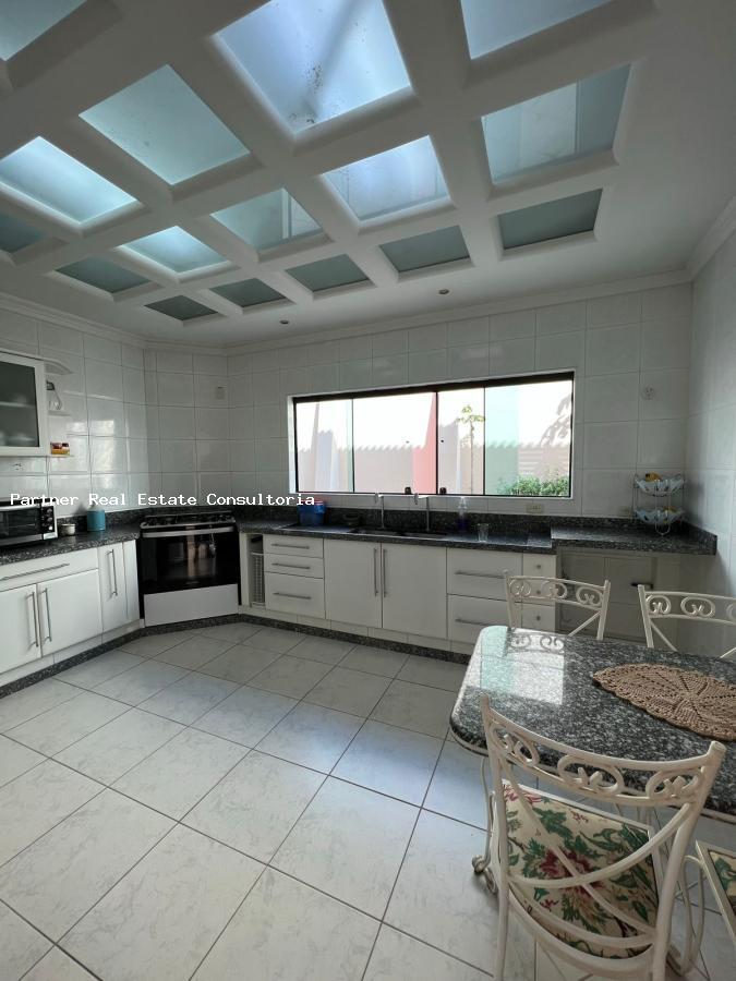 Casa, 5 quartos, 1800 m² - Foto 13