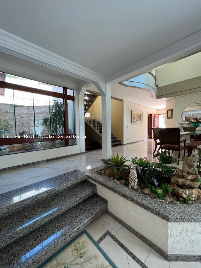 Casa, 5 quartos, 1800 m² - Foto 21