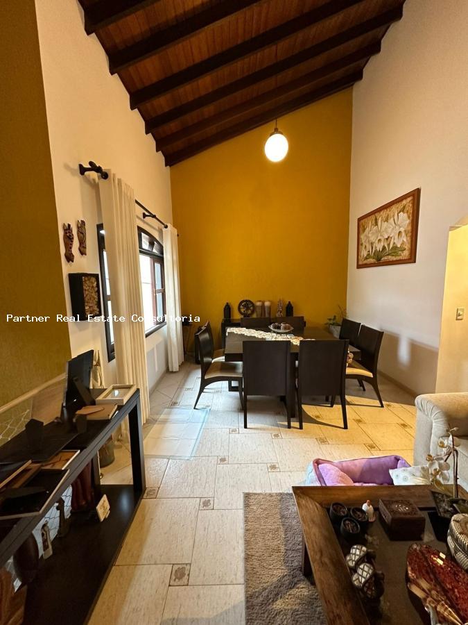 Casa, 3 quartos, 250 m² - Foto 10