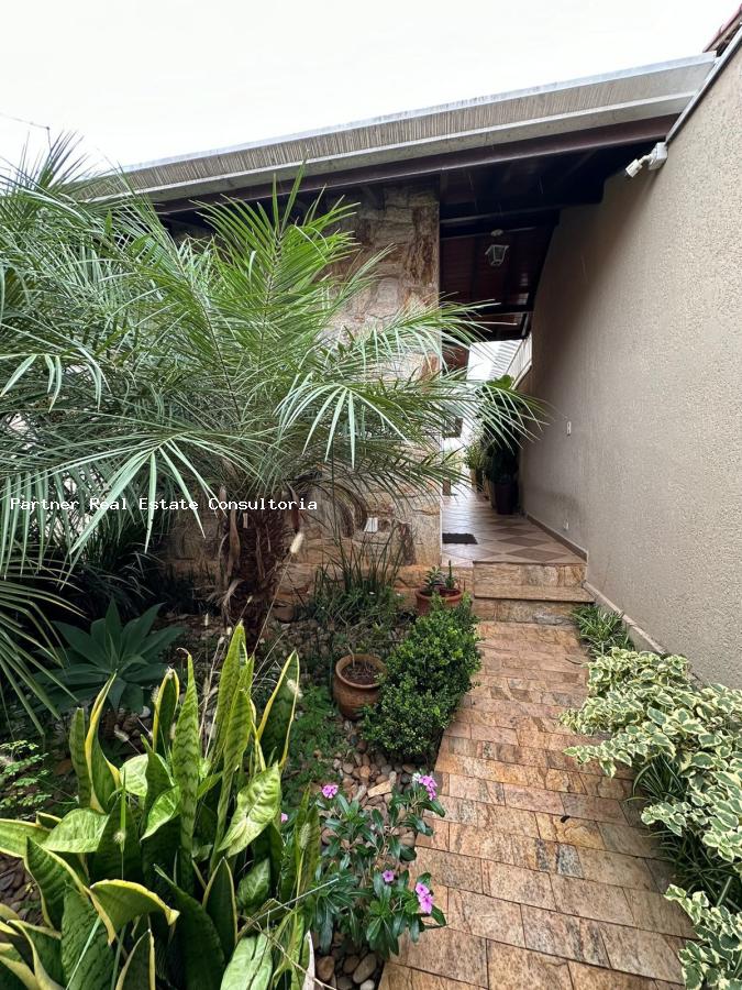 Casa, 3 quartos, 250 m² - Foto 12