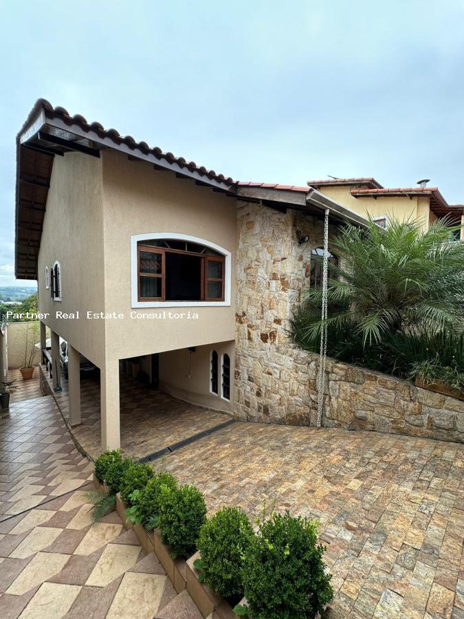 Casa, 3 quartos, 250 m² - Foto 13