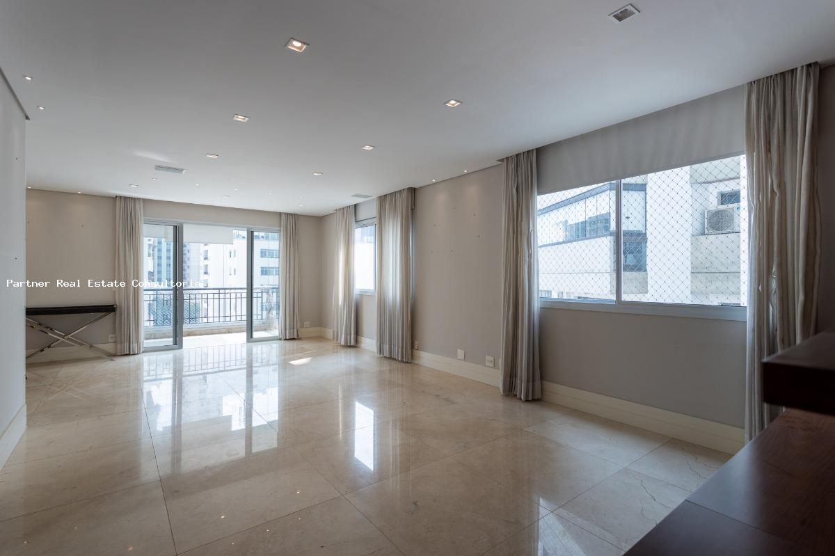 Apartamento, 4 quartos, 222 m² - Foto 2