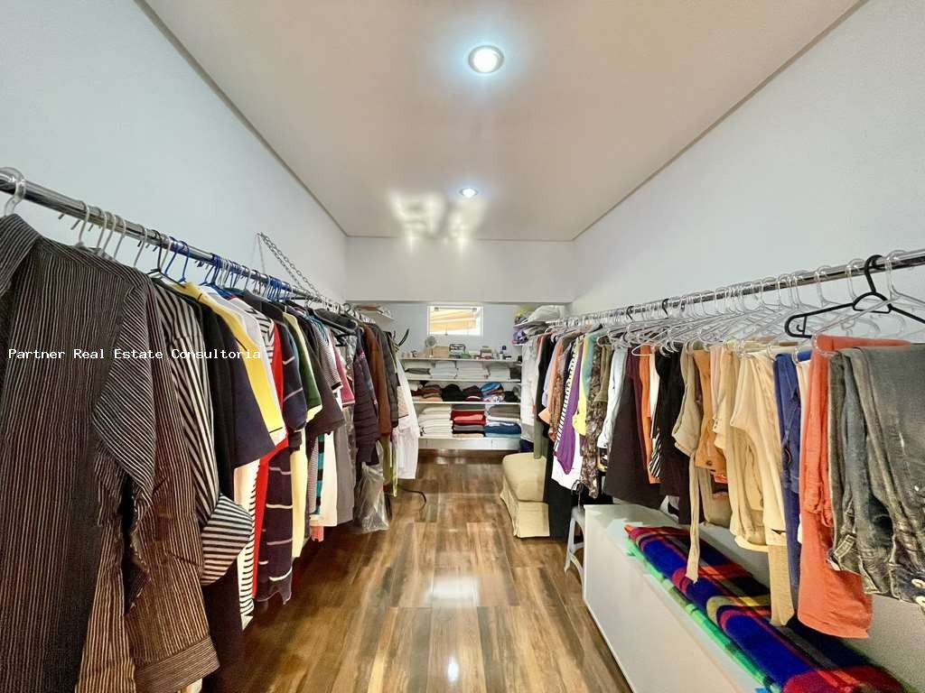 Casa, 4 quartos, 1082 m² - Foto 43