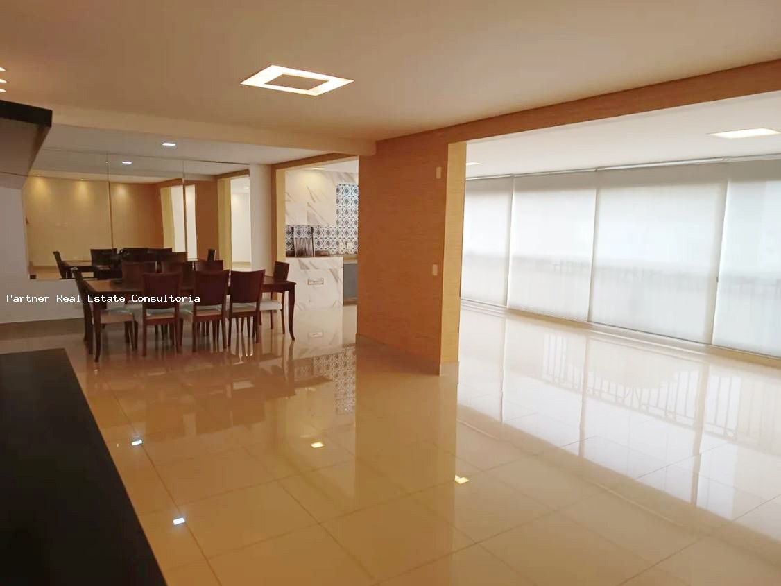 Apartamento, 4 quartos, 247 m² - Foto 1