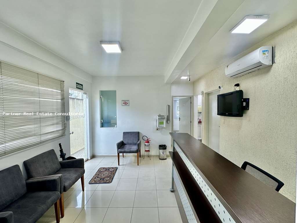 Casa, 6 quartos, 150 m² - Foto 9