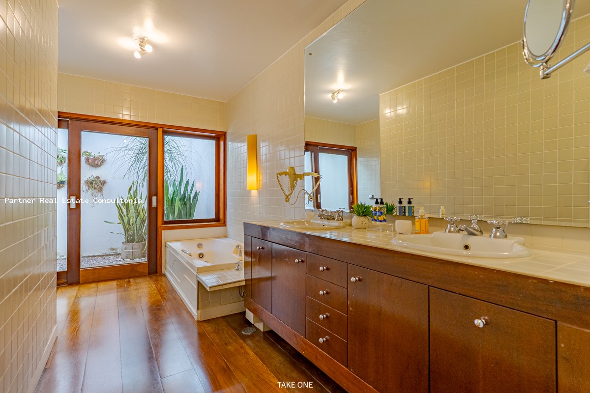 Casa, 20 quartos, 193600 m² - Foto 46