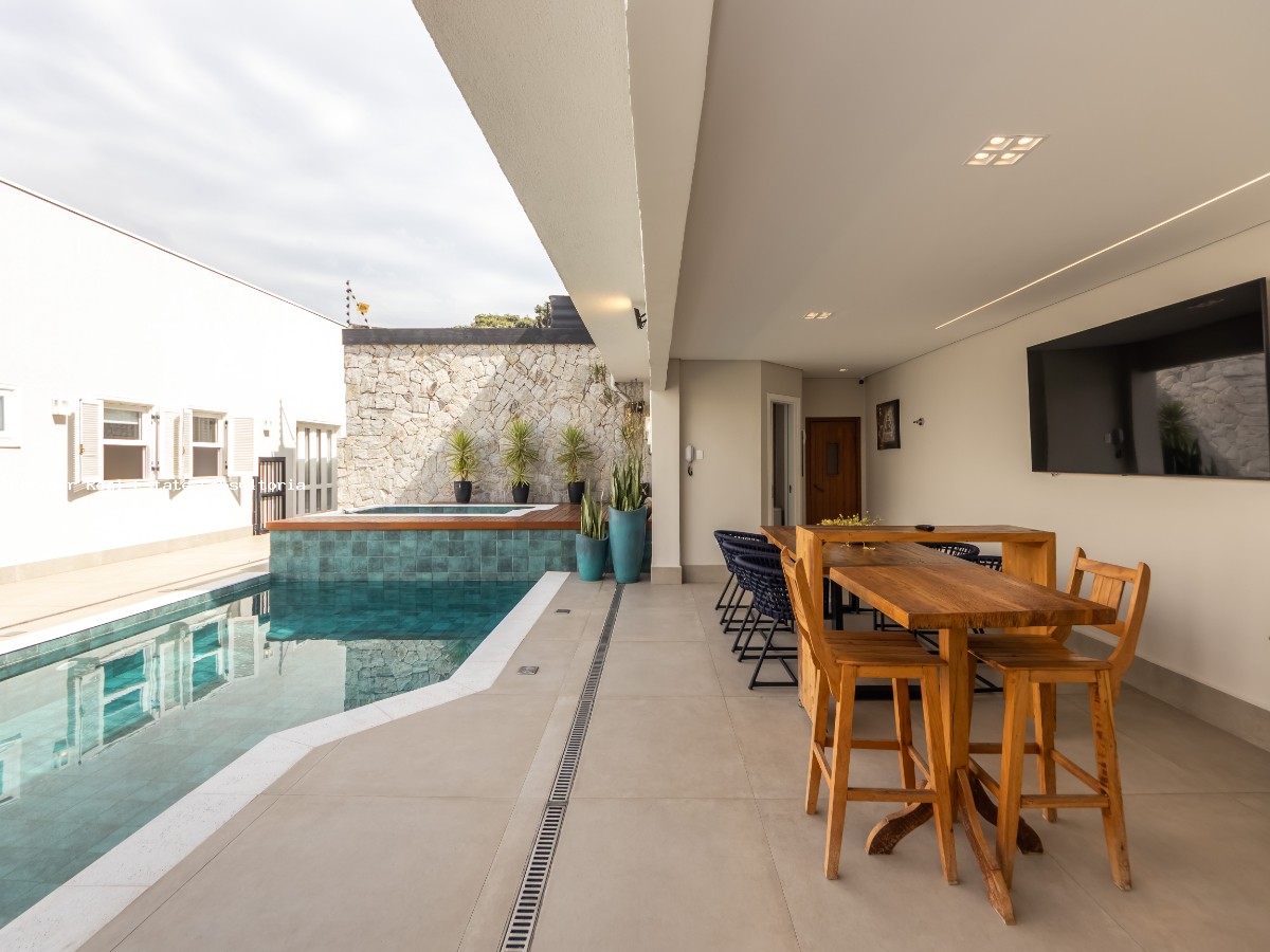 Casa, 4 quartos, 319 m² - Foto 17