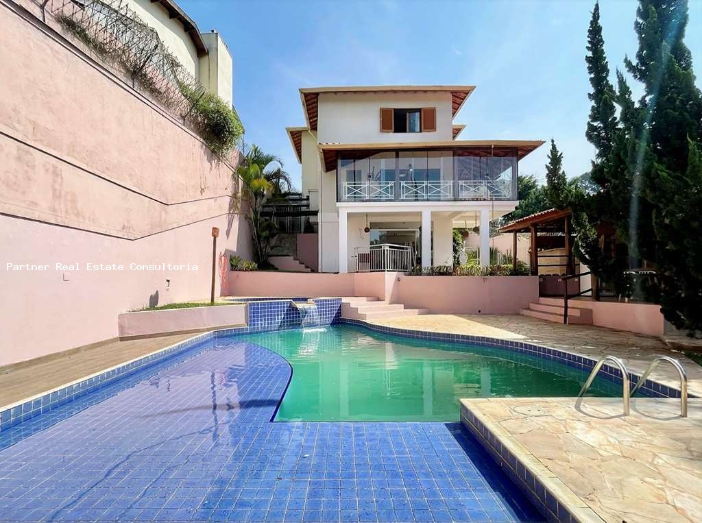 Casa, 3 quartos, 947 m² - Foto 1