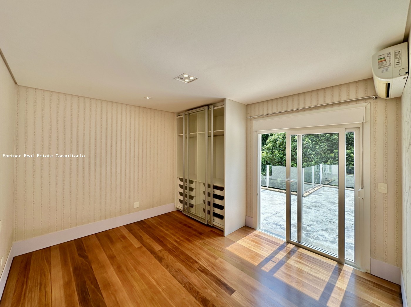 Casa, 4 quartos, 1250 m² - Foto 17