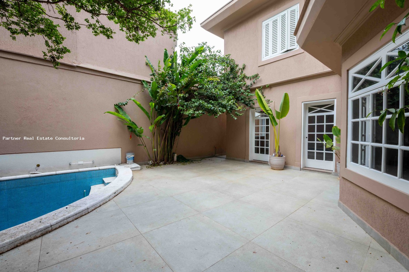 Casa, 4 quartos, 384 m² - Foto 37