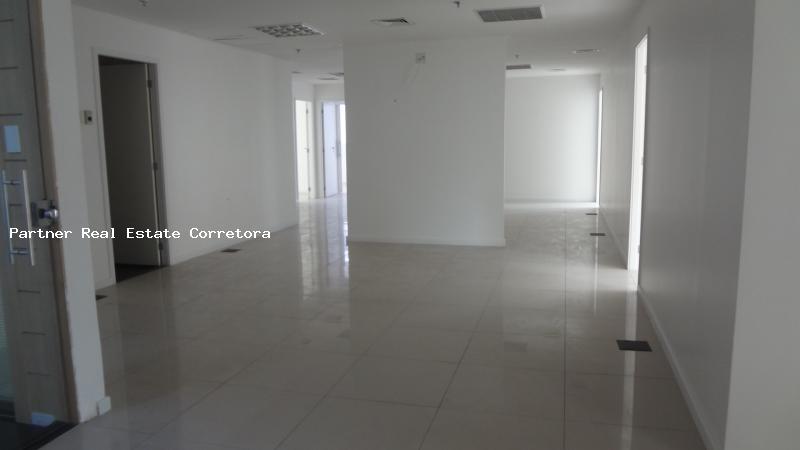 Sala-Conjunto, 200 m² - Foto 1