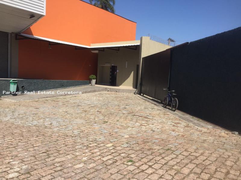 Depósito-Galpão, 26995 m² - Foto 2