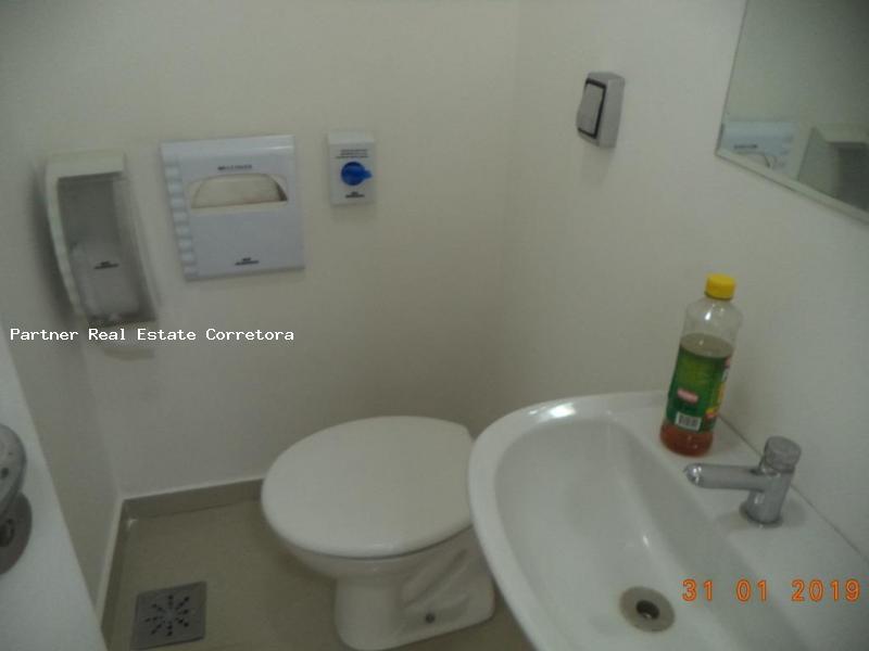Conjunto Comercial-Sala à venda com 1 quarto, 188m² - Foto 12